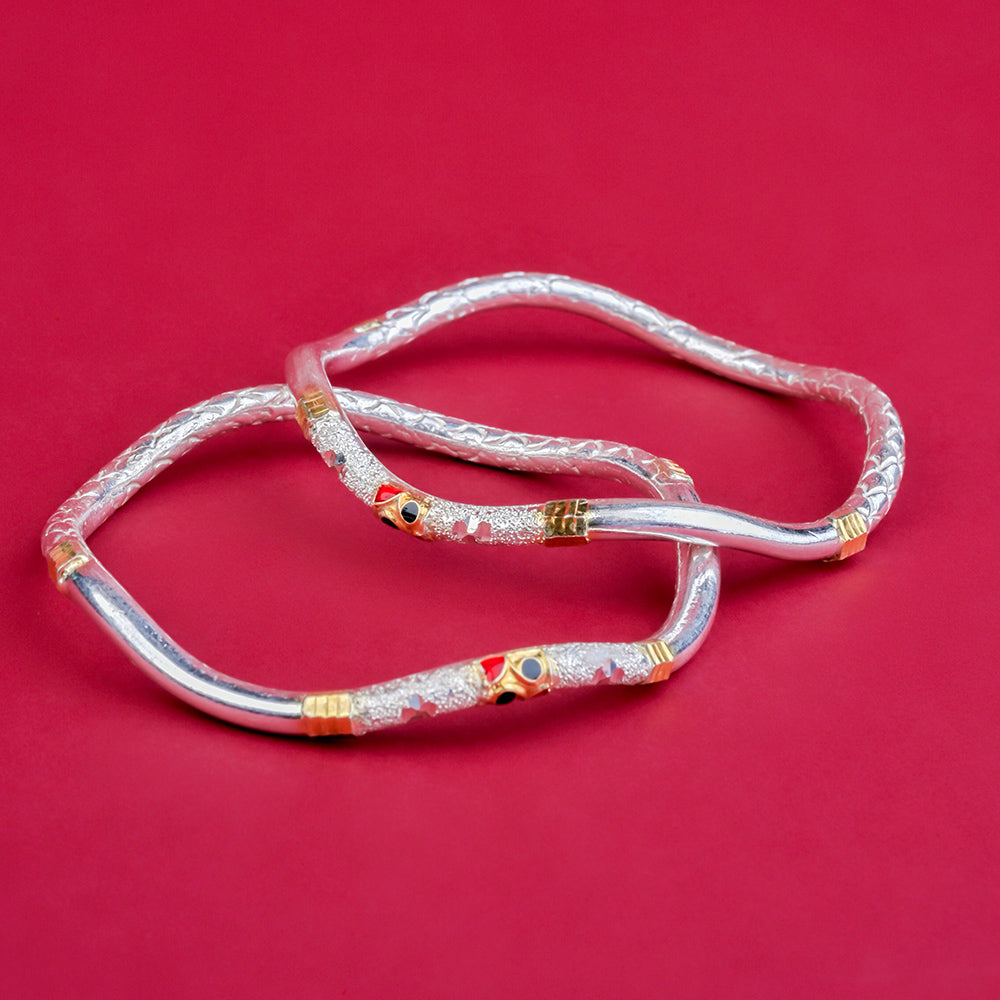 Fancy Kadli With Golden Yellow Strip